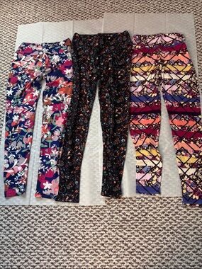 LuLaRoe Girls' Printed Leggings Set - Navy Floral, Black Paisley & Multi-Stripe